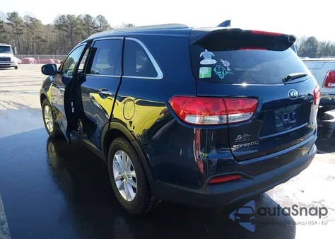 2016 Kia Sorento 2.4L Lx z USA, uszkodzony, nr VIN 5XYPG4A32GG168821
